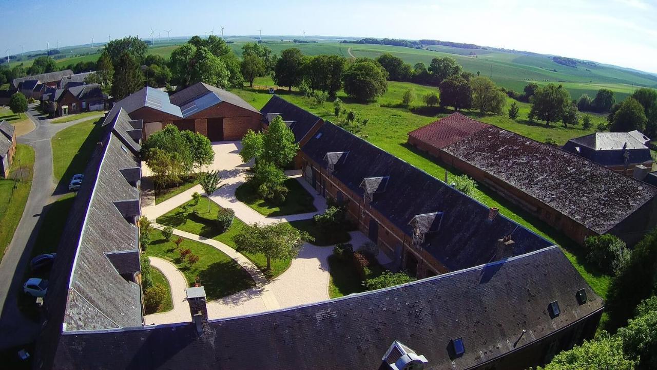 Domaine Des Lumieres Hotel Aisonville-et-Bernoville ภายนอก รูปภาพ