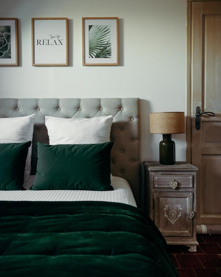 Domaine Des Lumieres Hotel Aisonville-et-Bernoville ภายนอก รูปภาพ
