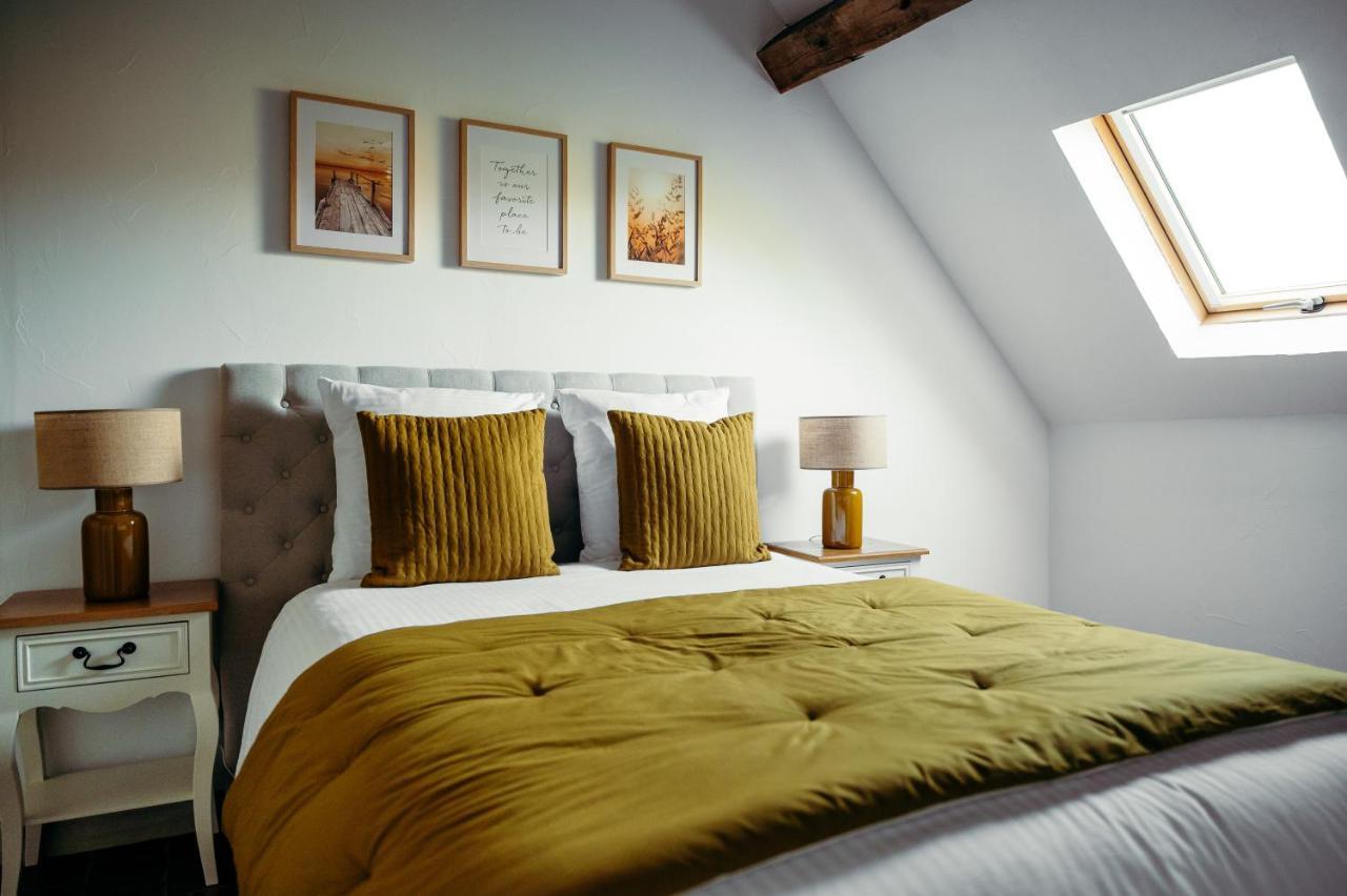Domaine Des Lumieres Hotel Aisonville-et-Bernoville ภายนอก รูปภาพ